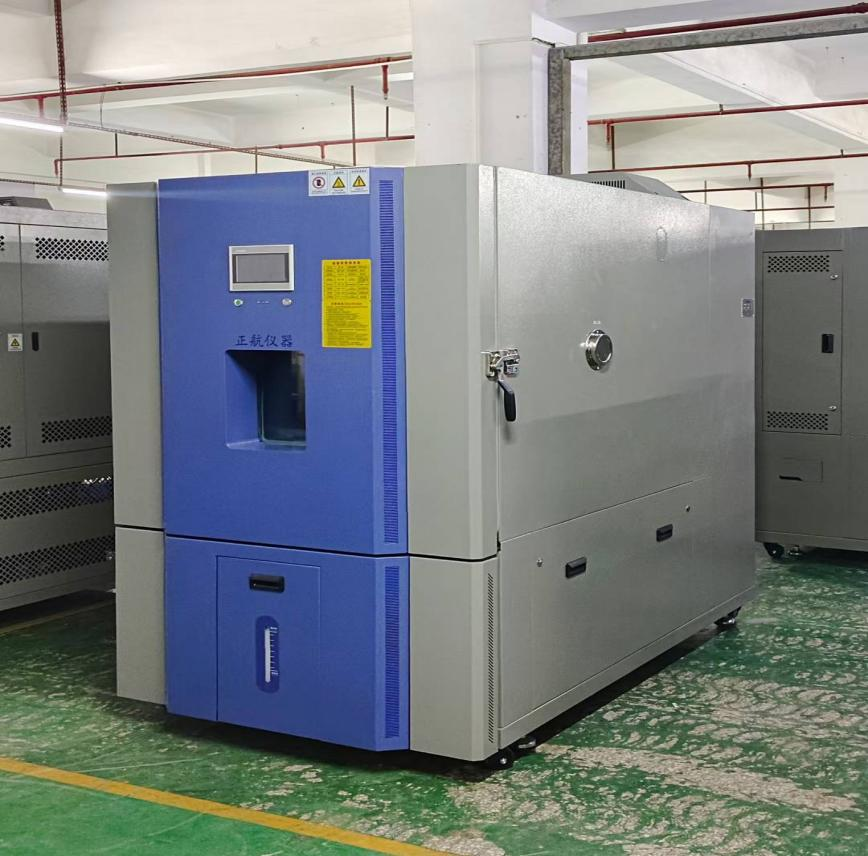 定制可程式恒溫恒濕試驗(yàn)箱送貨深圳客戶公司